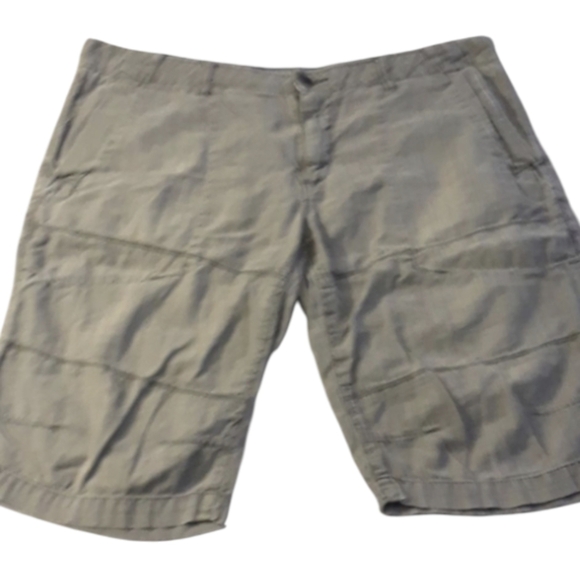 Size 33 casual gray cargo light wait shorts - Picture 1 of 11
